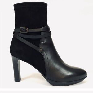 Aquatalia Ryann Booties 3 1/2” High Heel Boots Black Leather Suede Zip SZ 8 1/2